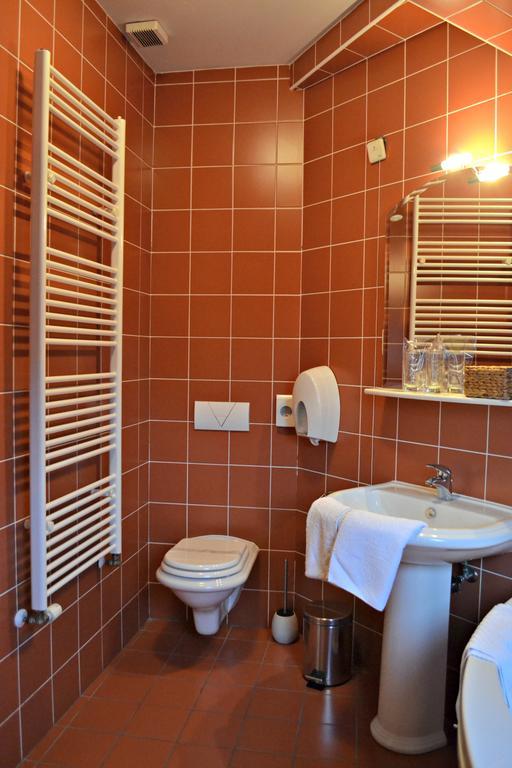 Hotel Istra Varazdin Luaran gambar