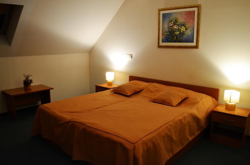 Hotel Istra Varazdin Luaran gambar